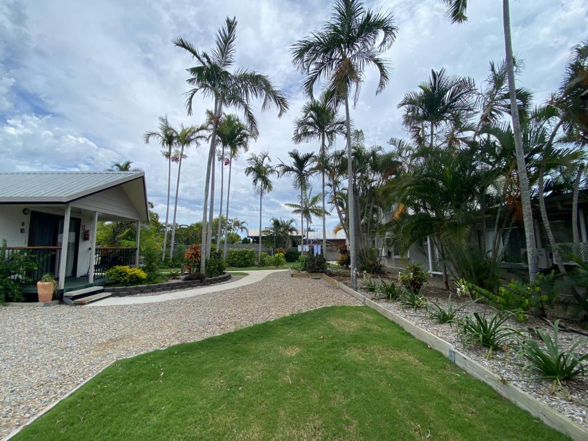 Palm View Holiday Apartments Bowen Kültér fotó