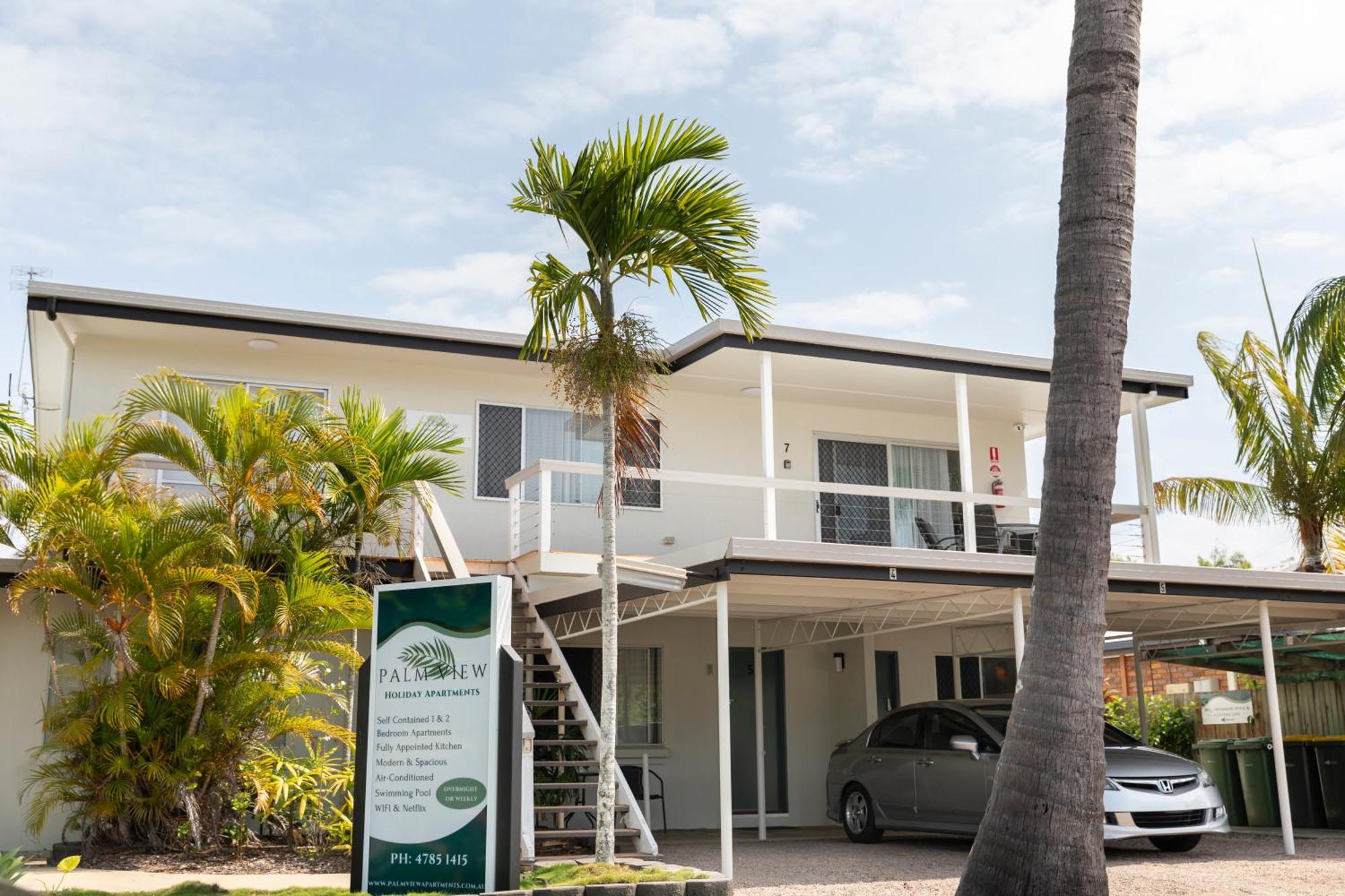 Palm View Holiday Apartments Bowen Kültér fotó